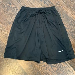 Black Nike Dri-Fit shorts (L)